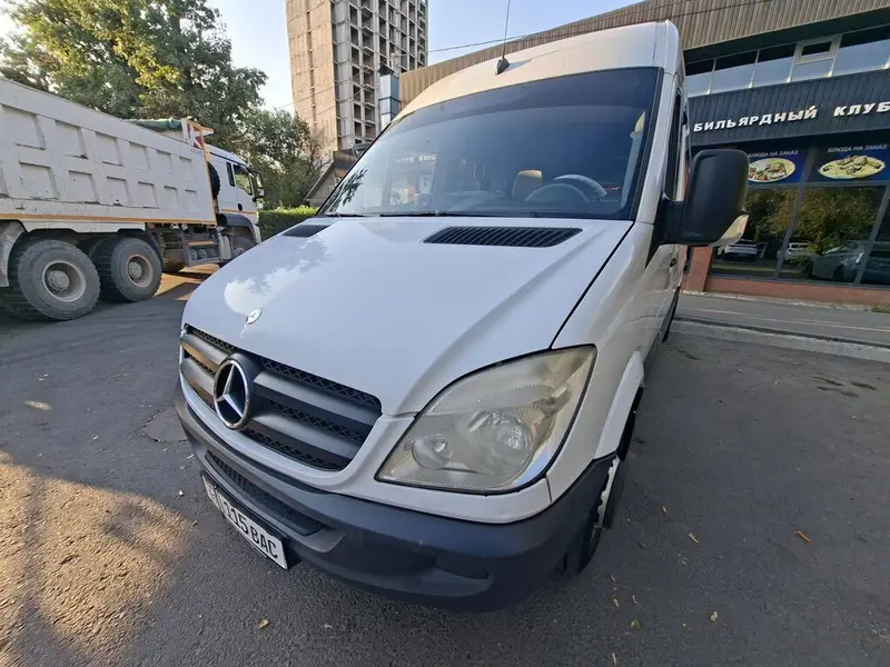 Пассажирский микроавтобус Mercedes‑Benz Sprinter (высокая крыша — фото 3