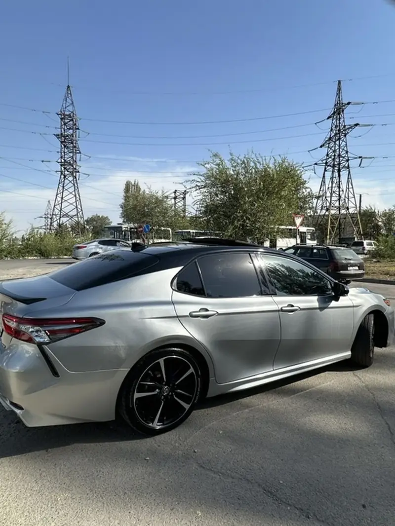 Сдаю Toyota Camry, Почасово, Без водителя — фото 2
