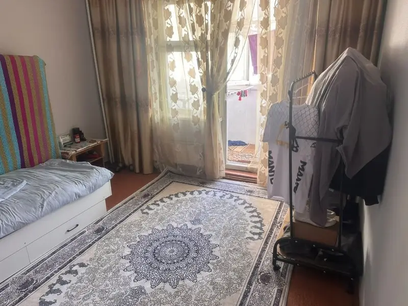 Продаётся квартира Верхный Джал 4этаж.дом 5этаж.3комн — фото 3
