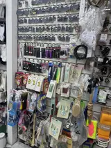 Продавец в магазин мелочи