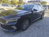 Сдаю Kia K7, Почасово, С водителем