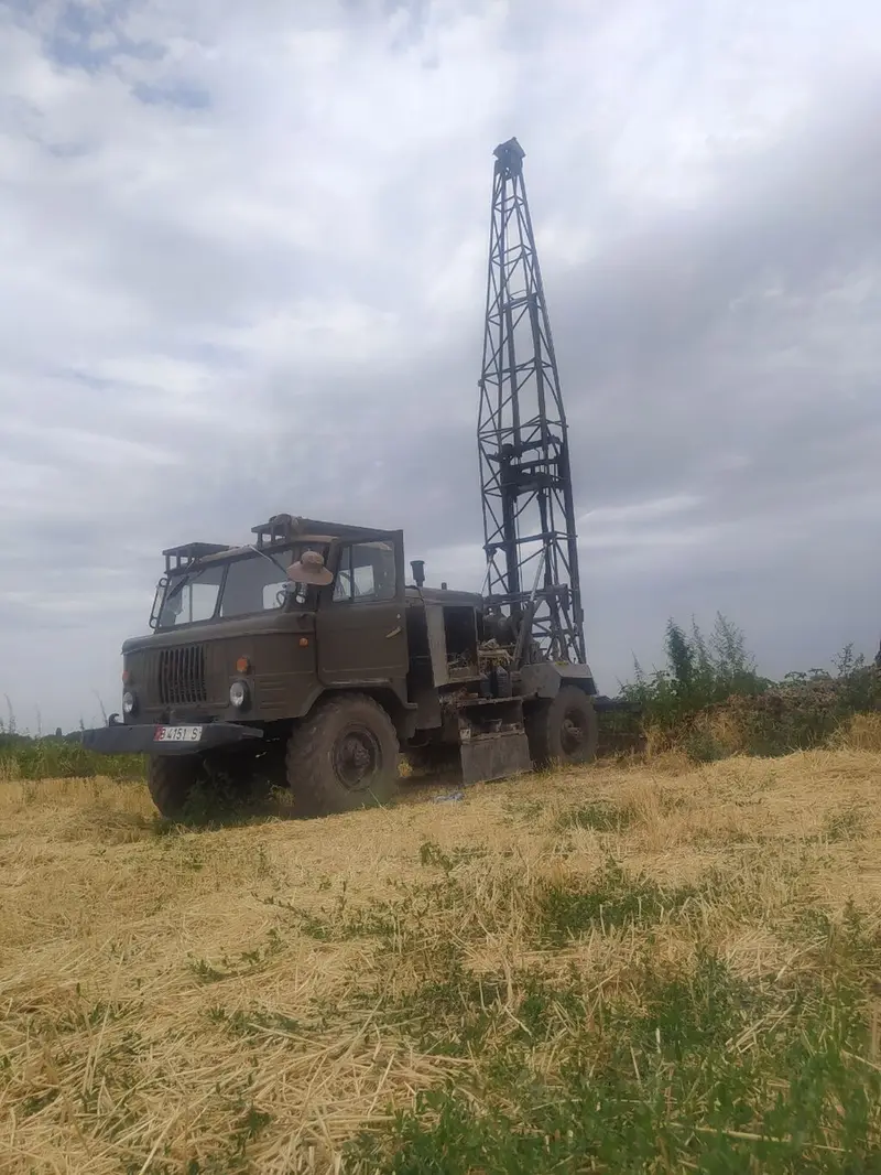Бурение скважин на воду наша команда производит бурение скважин на — фото 4