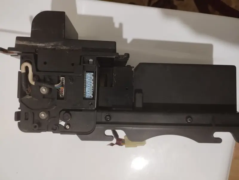 Купюроприёмник для автомойки самообслуживания в рабочем состоянии — фото 4
