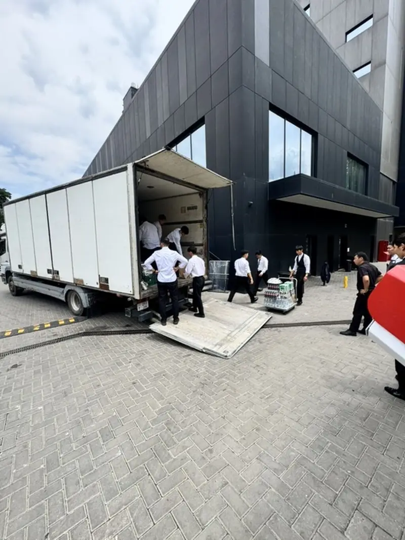 Грузоперевозки на тентованном Mercedes‑Benz Atego — фото 4