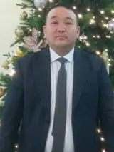 Сиздин жакшылыгыңыздын жарчысы болуп,мааракеңиздерди шаңга бөлөгөнгө