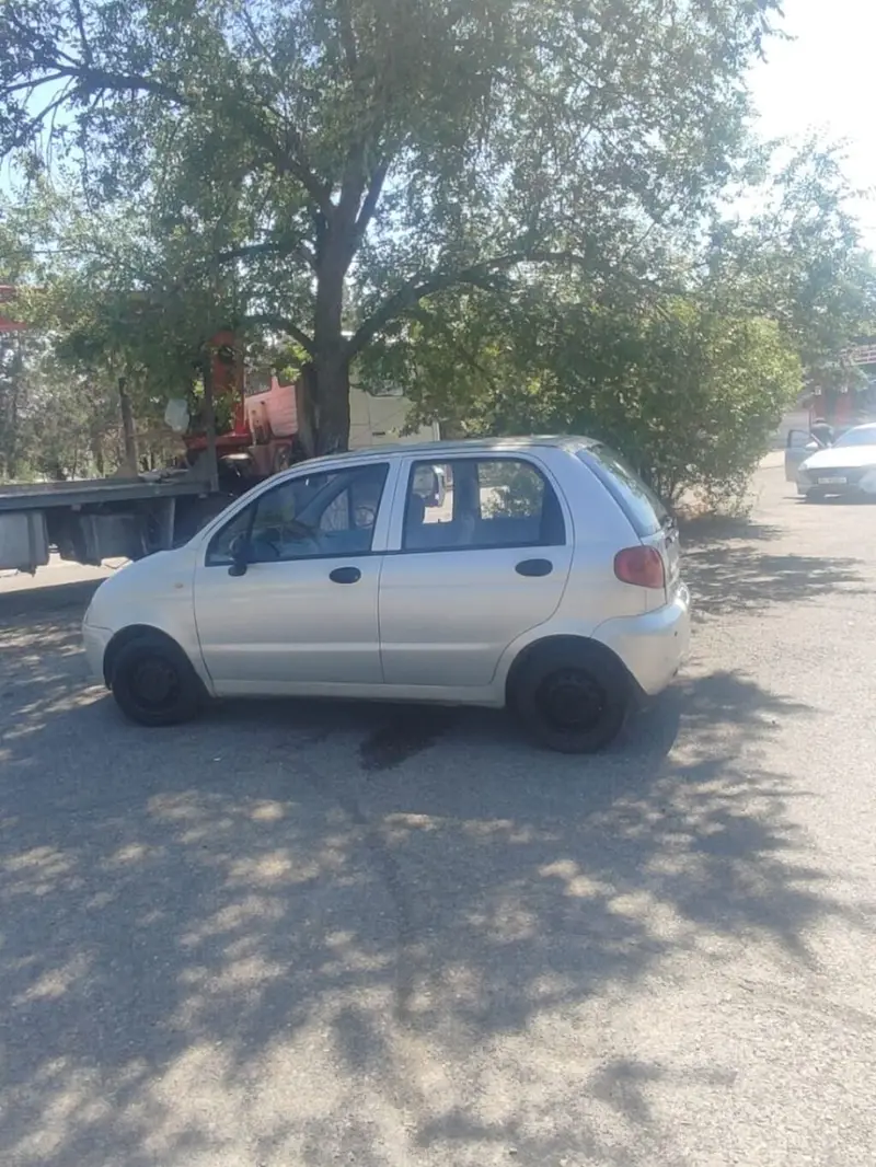 Сдаю Daewoo Matiz под выкуп, серебристый хэтчбек 5 дверей. 2006г — фото 3