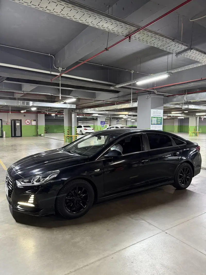 Сдаю Hyundai Sonata, На неделю, Без водителя — фото 2