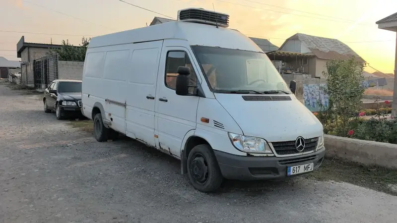 Mercedes-Benz Sprinter 413 CDI рефрижераторный фургон — фото 3
