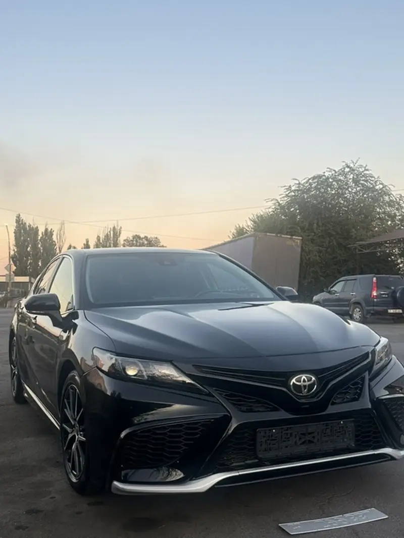 Сдаю Toyota Camry, Почасово, Без водителя — фото 2