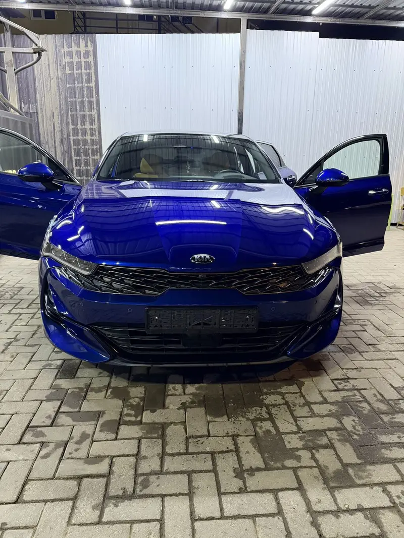Сдаю Kia K5, Почасово, Без водителя — фото 3