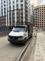Грузовые перевозки на бортовом Mercedes-Benz