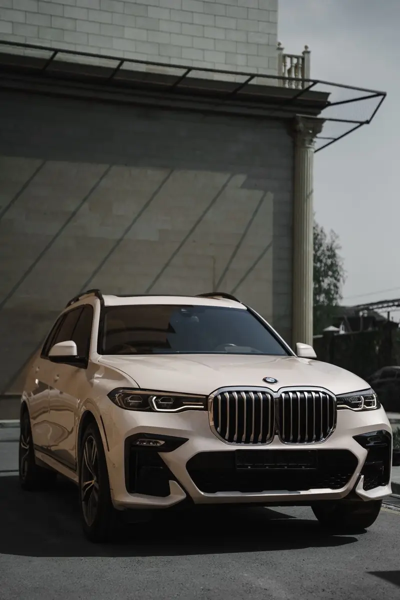 Сдаю BMW X7, На неделю, Без водителя — фото 3