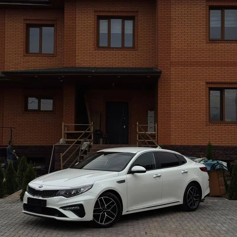 Сдаю Kia K5, Посуточно, Без водителя — фото 2