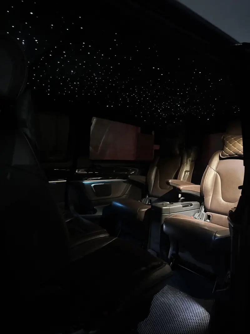Сдаю Mercedes-Benz Viano, Почасово, С водителем — фото 2