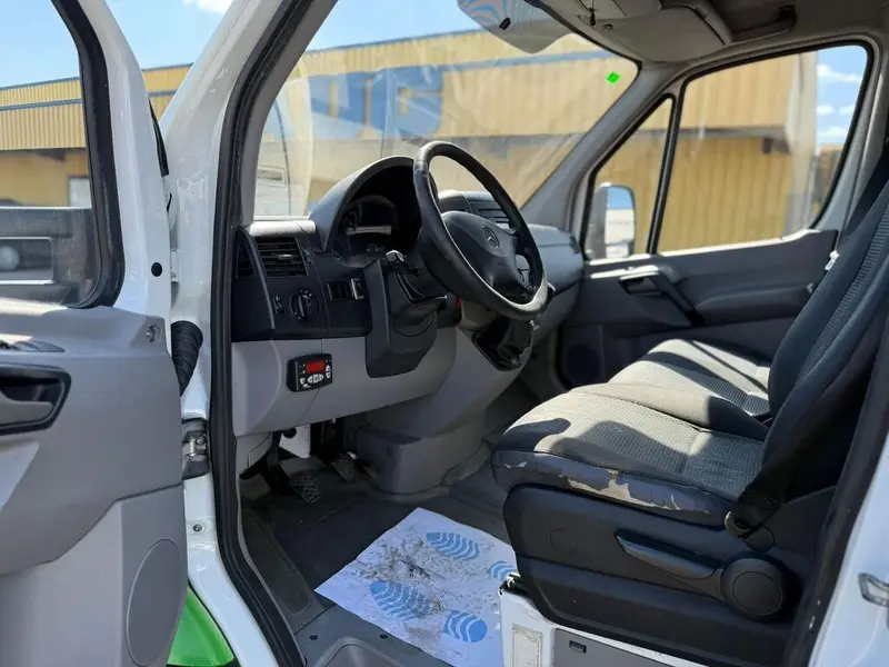 Рефрижератор на базе Mercedes-Benz Sprinter год 2012 Обьем 3.0 — фото 5