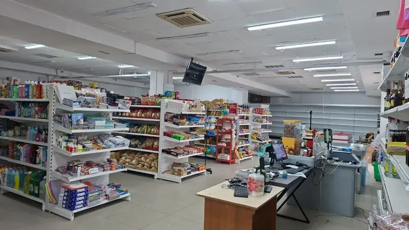 Продавцы в продуктовый магазин — фото 2