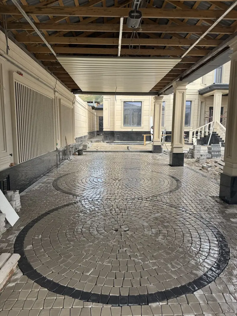 Укладка укладка укладка Брусчатка брусчатка Укладка брусчатка. монтаж — фото 2