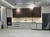 Кухни и корпусная мебель на заказ в современном минималистичном стиле