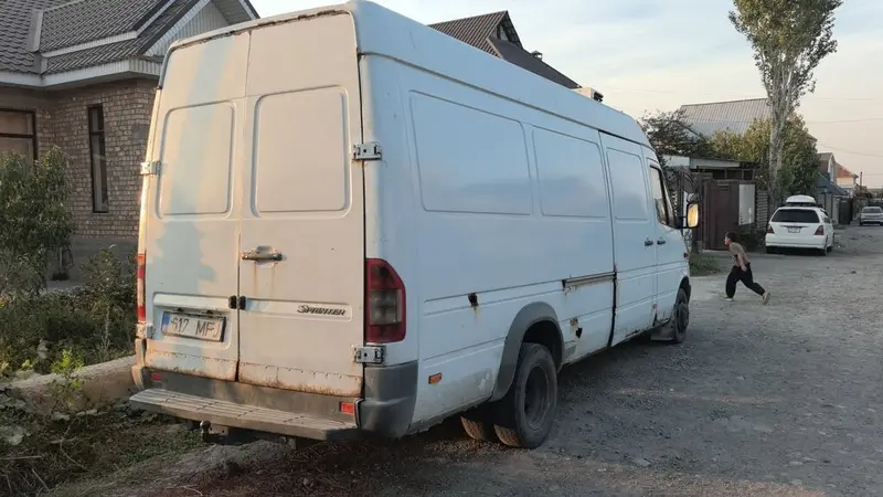 Mercedes-Benz Sprinter 413 CDI рефрижераторный фургон — фото 4