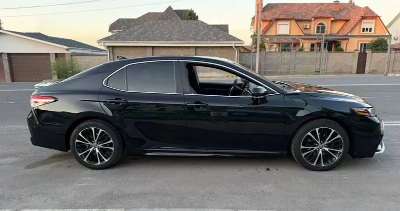 Сдаю Toyota Camry, Посуточно, Без водителя — фото 6