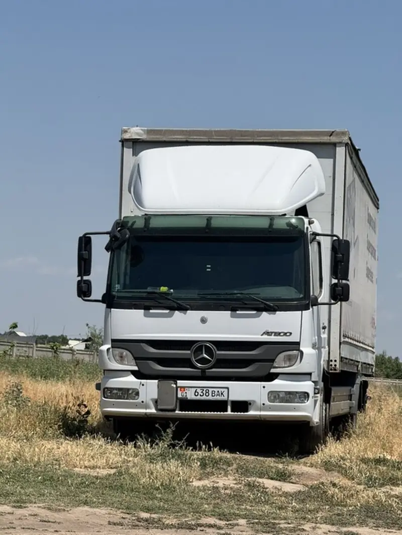 Грузоперевозки на тентованном Mercedes‑Benz Atego — фото 3