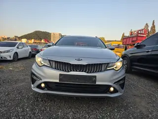 Сдаю Kia K5, Долгосрочно, Без водителя