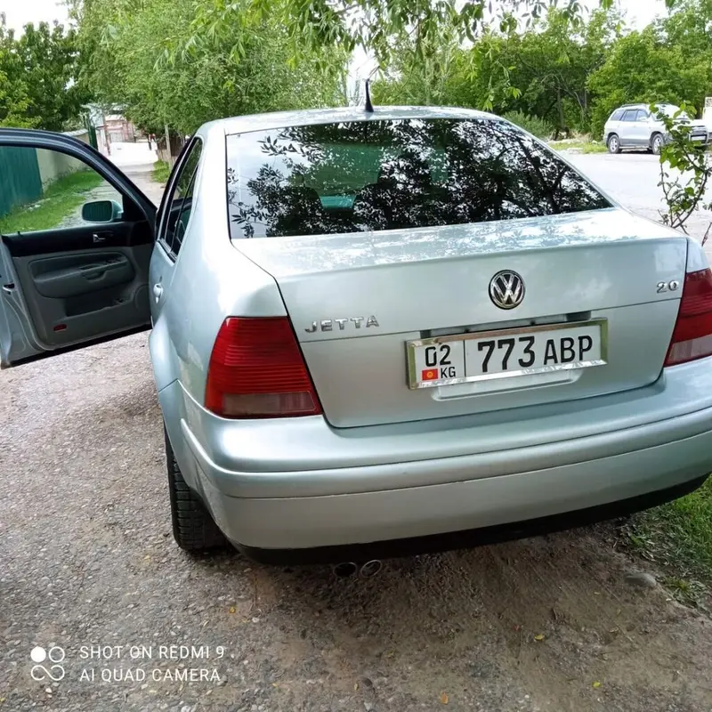 Сдаю Volkswagen Jetta под такси, Почасово — фото 3