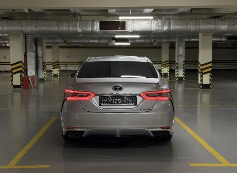 Сдаю Toyota Camry, Почасово, Без водителя — фото 3