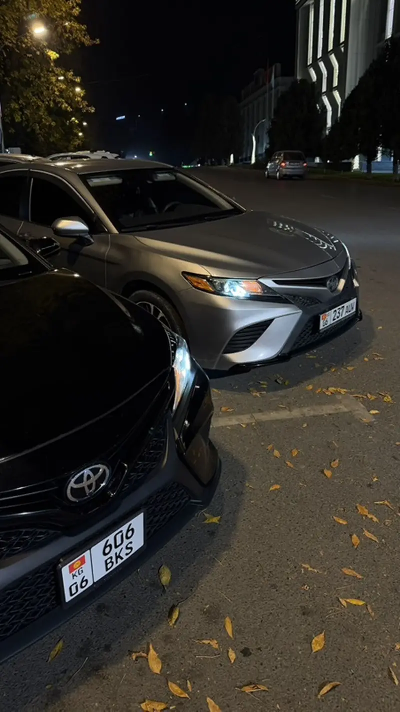Сдаю Toyota Camry, Посуточно, Без водителя — фото 3
