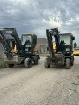 Аренда колесных экскаваторов Hyundai (серия HW/HW55–HW60 на фото) с