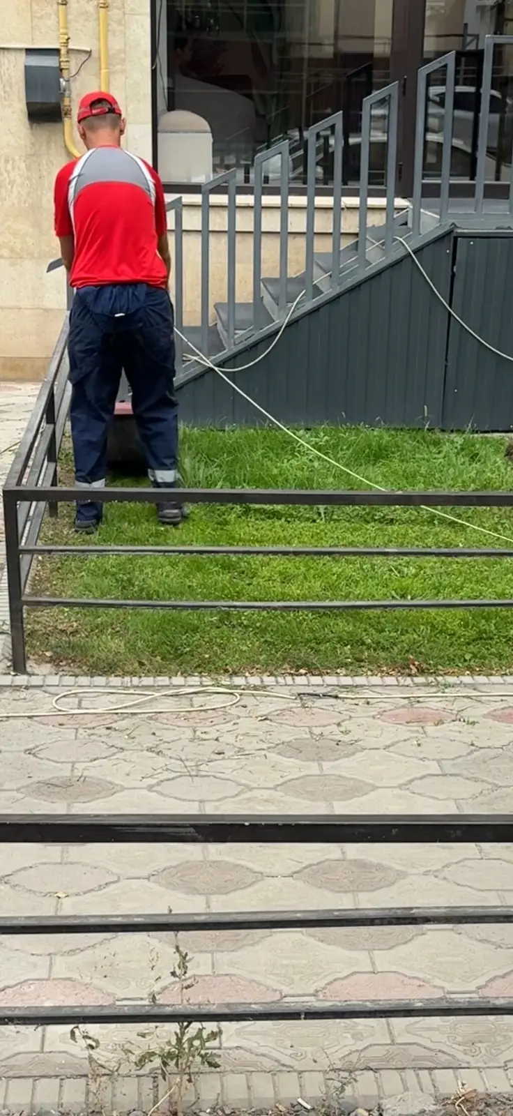 Уборка территории, Уборка снега, Уборка двора и сада, Мойка фасада — фото 4