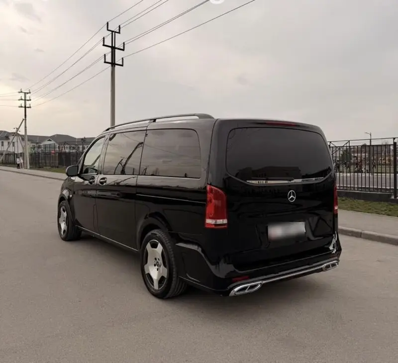 Сдаю Mercedes-Benz Vito для кортежа, С водителем, Минивэн — фото 2