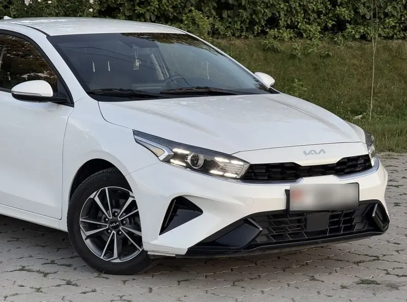 Сдается в аренду KIA K3, На посуточный и длительный срок. В идеальном — фото 4