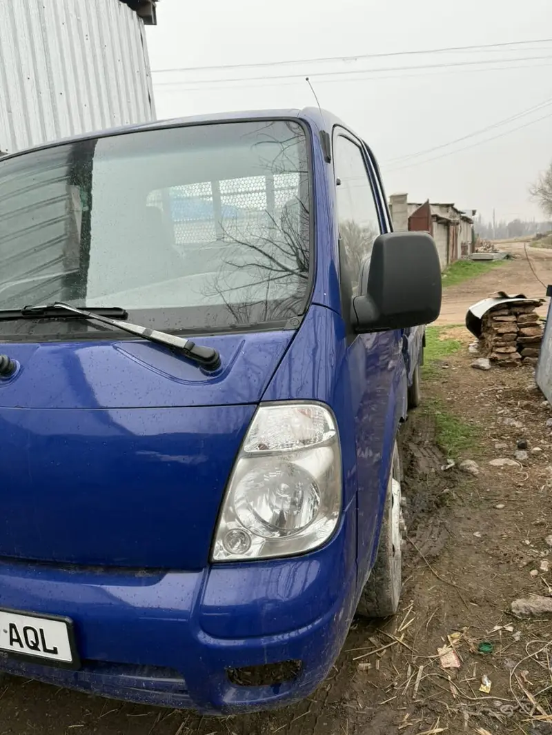 Kia Bongo (самосвал/бортовой малотоннажник), синий цвет. Есть обмен на — фото 3