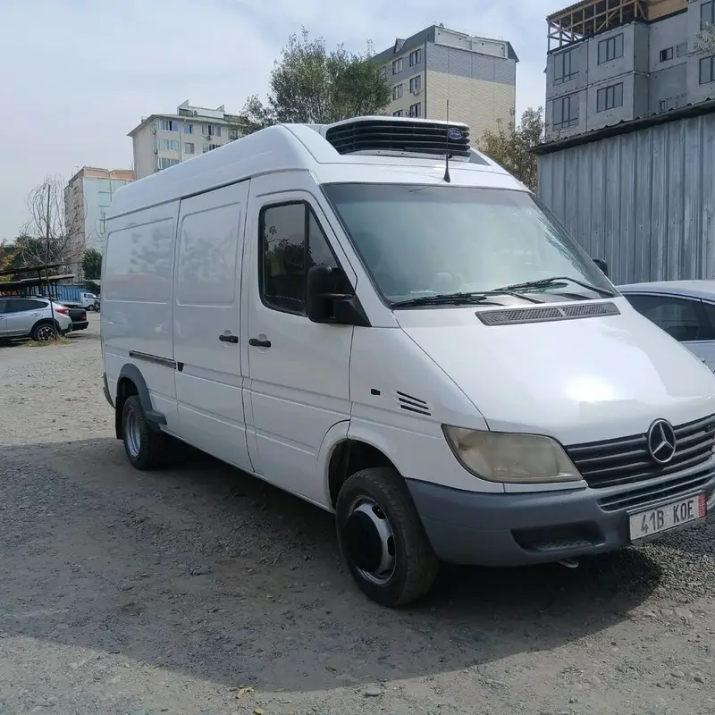 Рефрижераторный фургон на базе Mercedes-Benz Sprinter (длинная база — фото 2