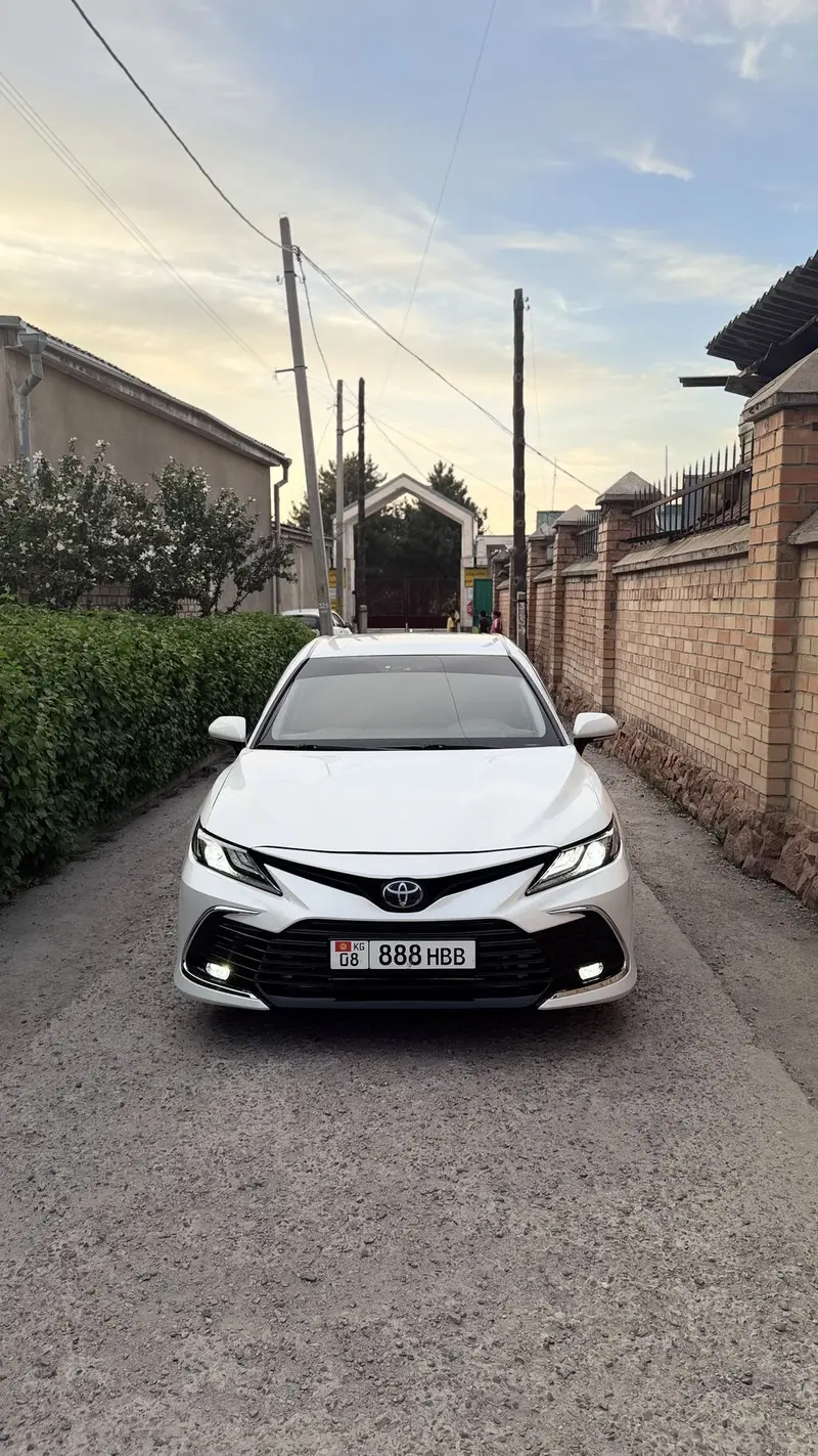 Сдаю Toyota Camry, Посуточно, Без водителя — фото 5